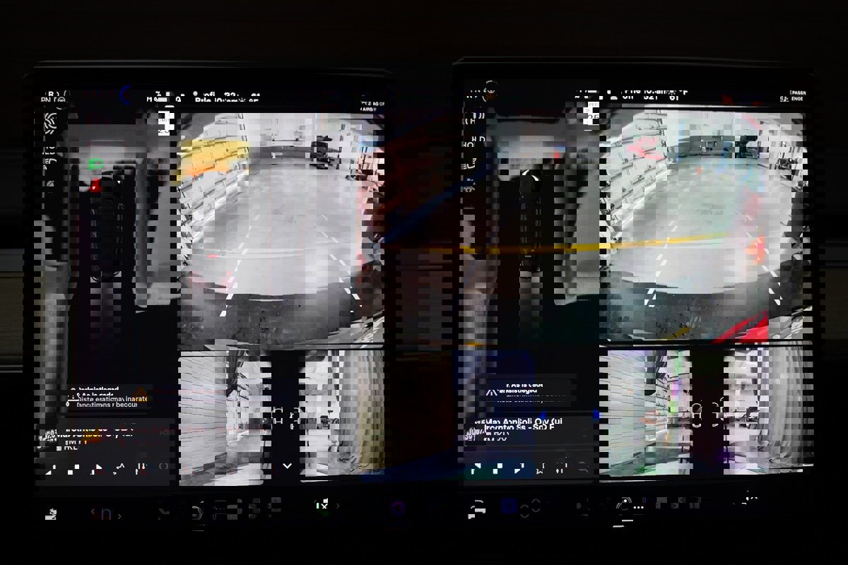 Used 2023 Tesla Model Y Long Range image 16