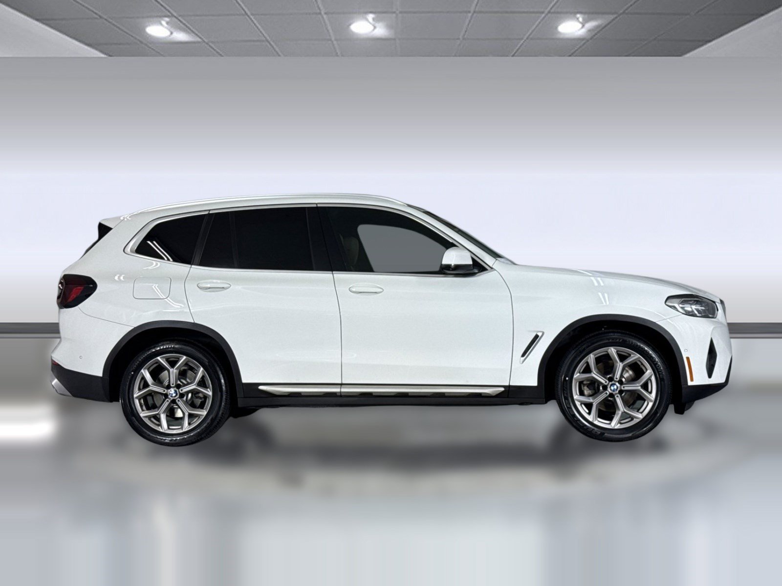 Certified 2024 BMW X3 sDrive30i w/ Convenience Package RWD image 7