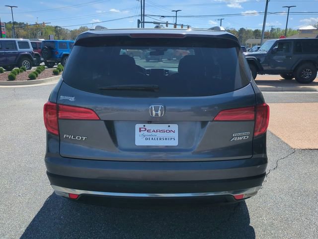 Used 2018 Honda Pilot Touring image 5