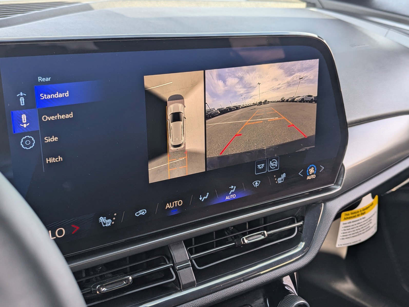 Certified 2025 Chevrolet Equinox EV RS image 28