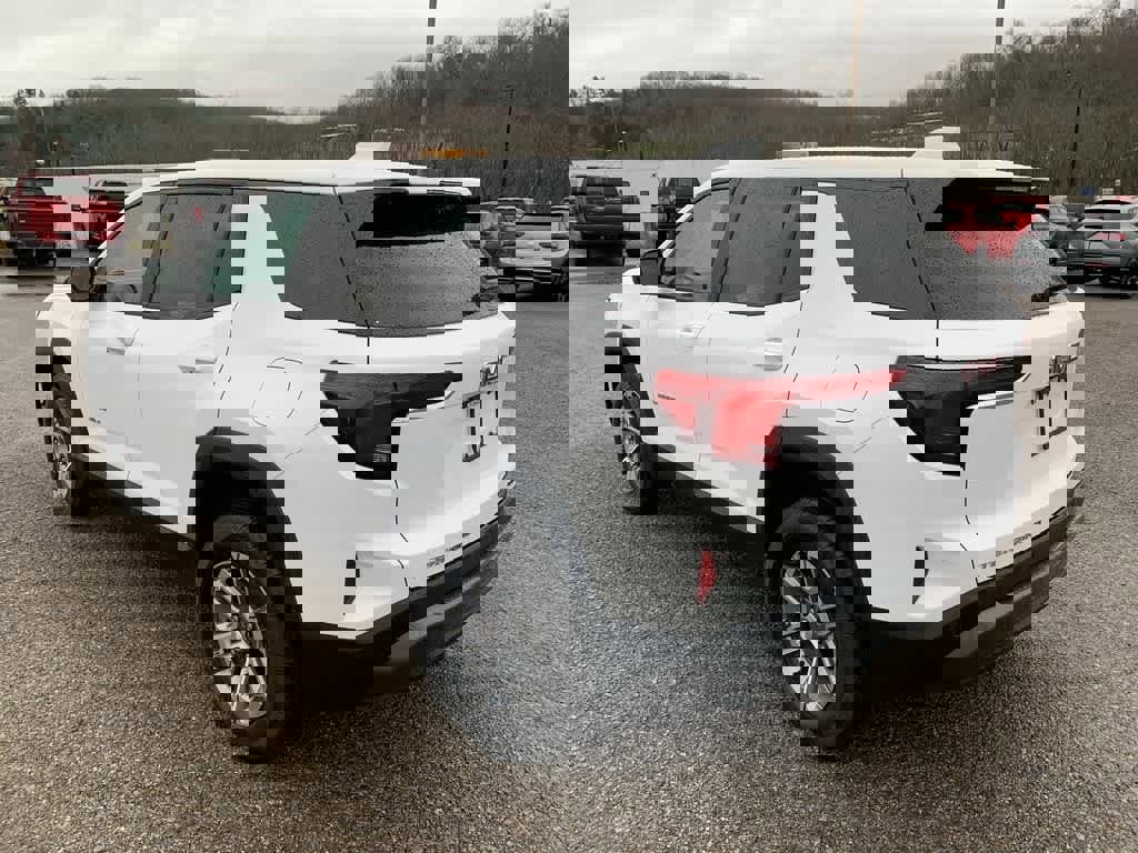 Used 2026 GMC Terrain Elevation w/ Technology Package II image 3