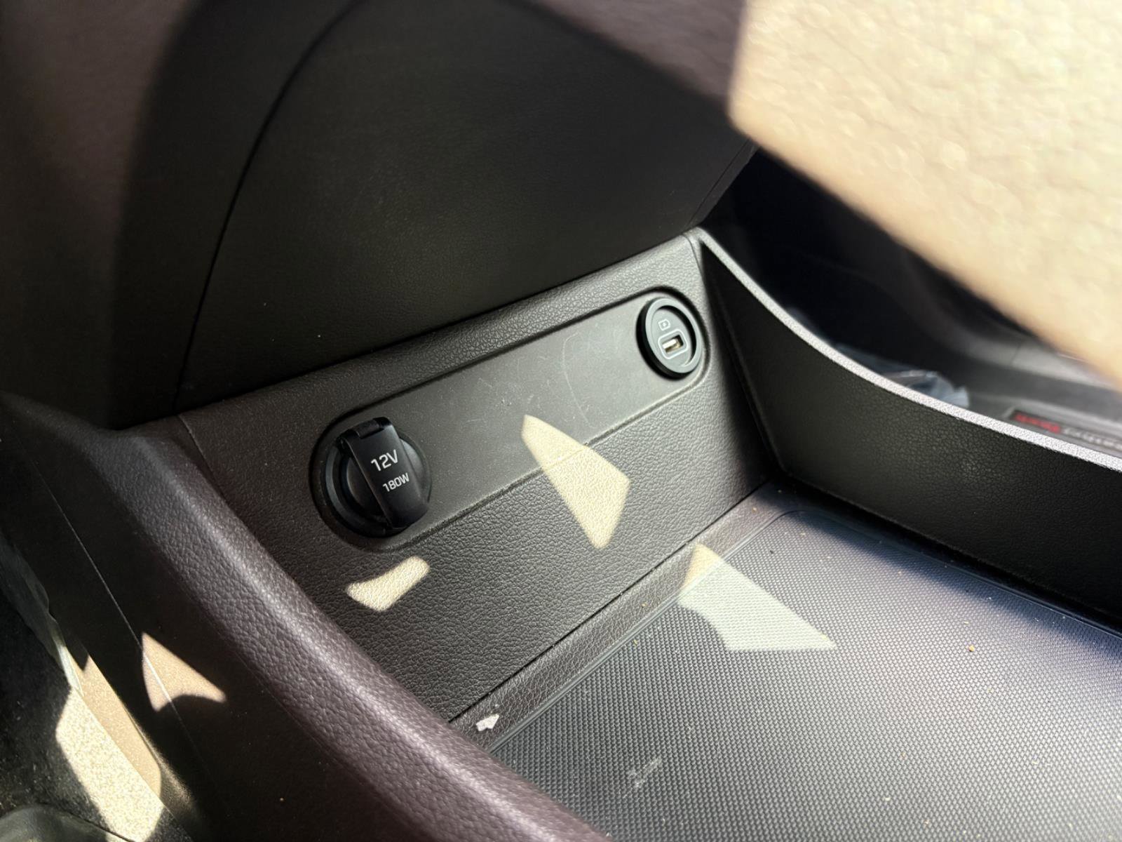 Used 2022 Hyundai Santa Fe SEL Premium w/ Cargo Package image 38