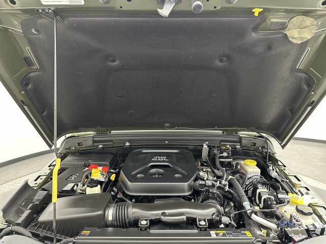 Used 2022 Jeep Wrangler Sport AWD/4WD image 28