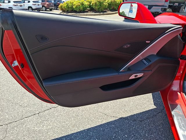Used 2015 Chevrolet Corvette Stingray Convertible RWD image 11