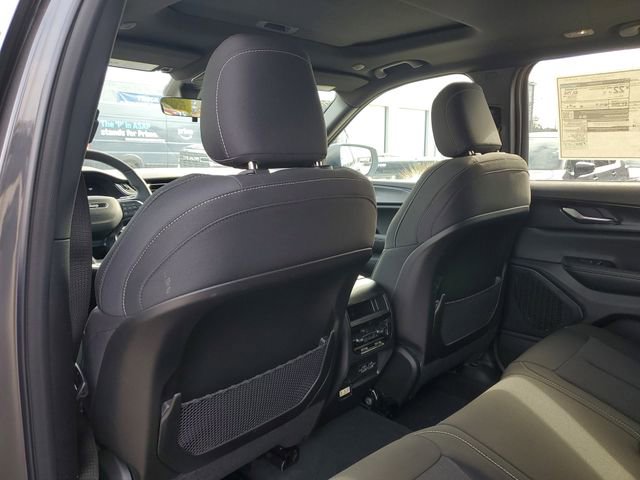 New 2026 Jeep Grand Cherokee Laredo X image 13