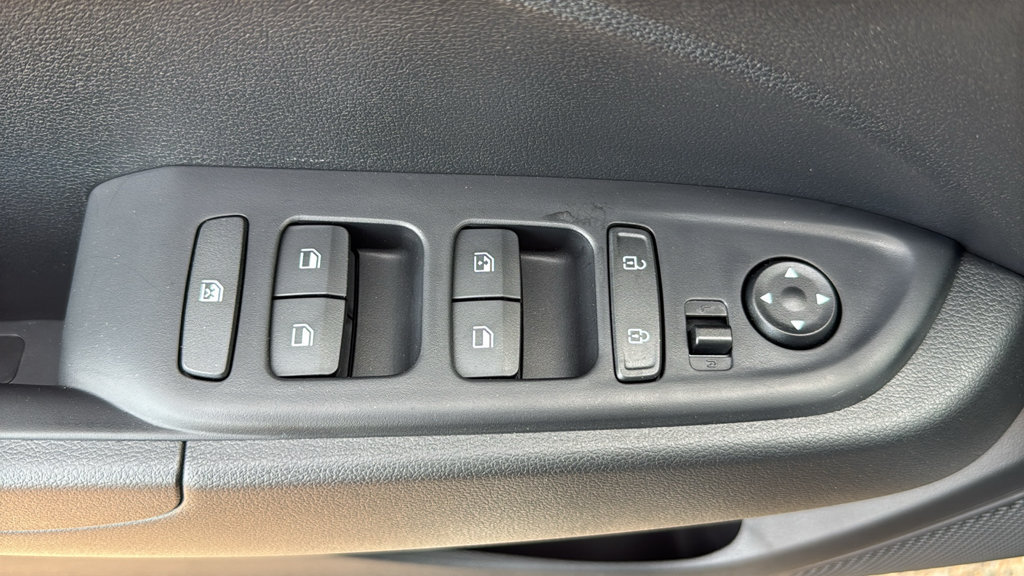 New 2026 Hyundai Venue SEL FWD image 16