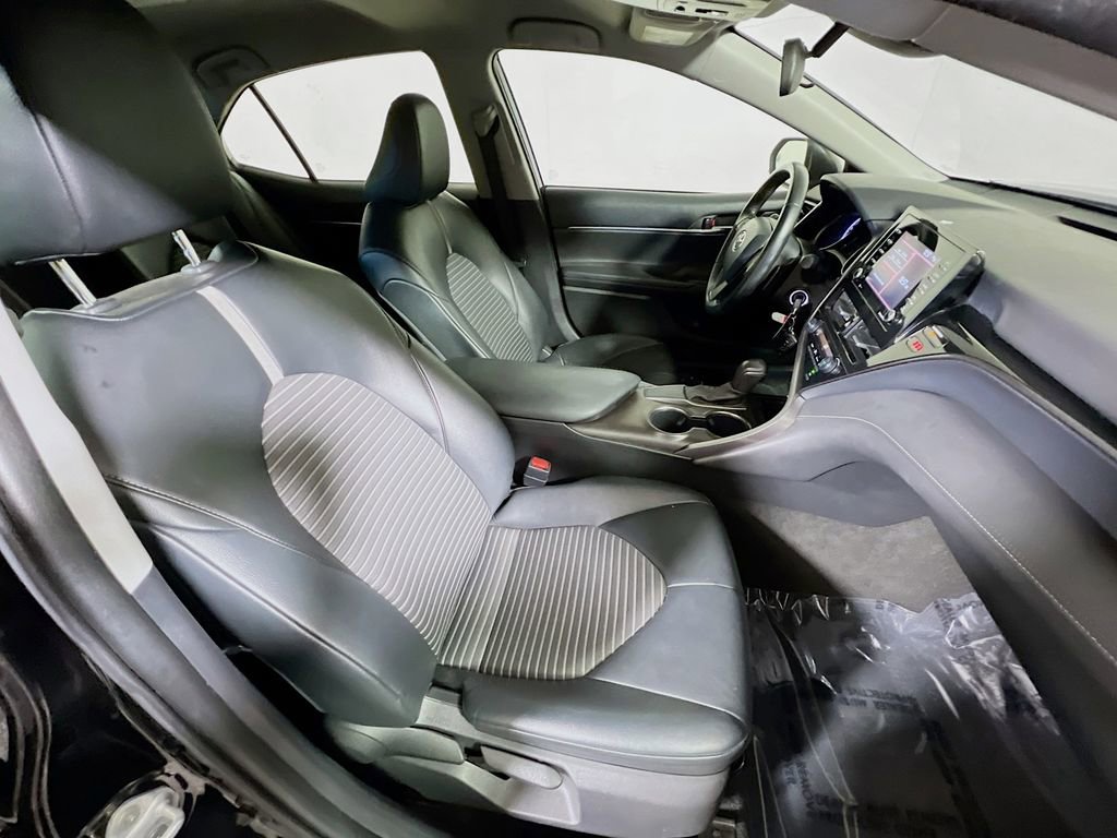 Certified 2021 Toyota Camry SE FWD image 25