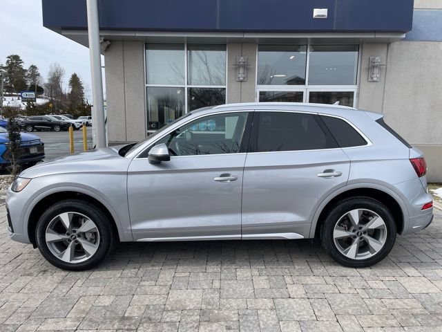 Used 2023 Audi Q5 2.0T Premium Plus w/ Premium Plus Package AWD/4WD image 2