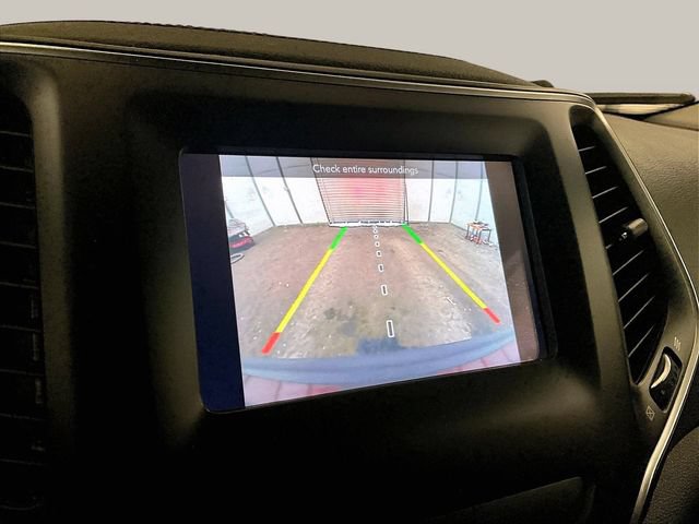 Used 2020 Jeep Cherokee Latitude Plus w/ Cold Weather Group AWD/4WD image 20