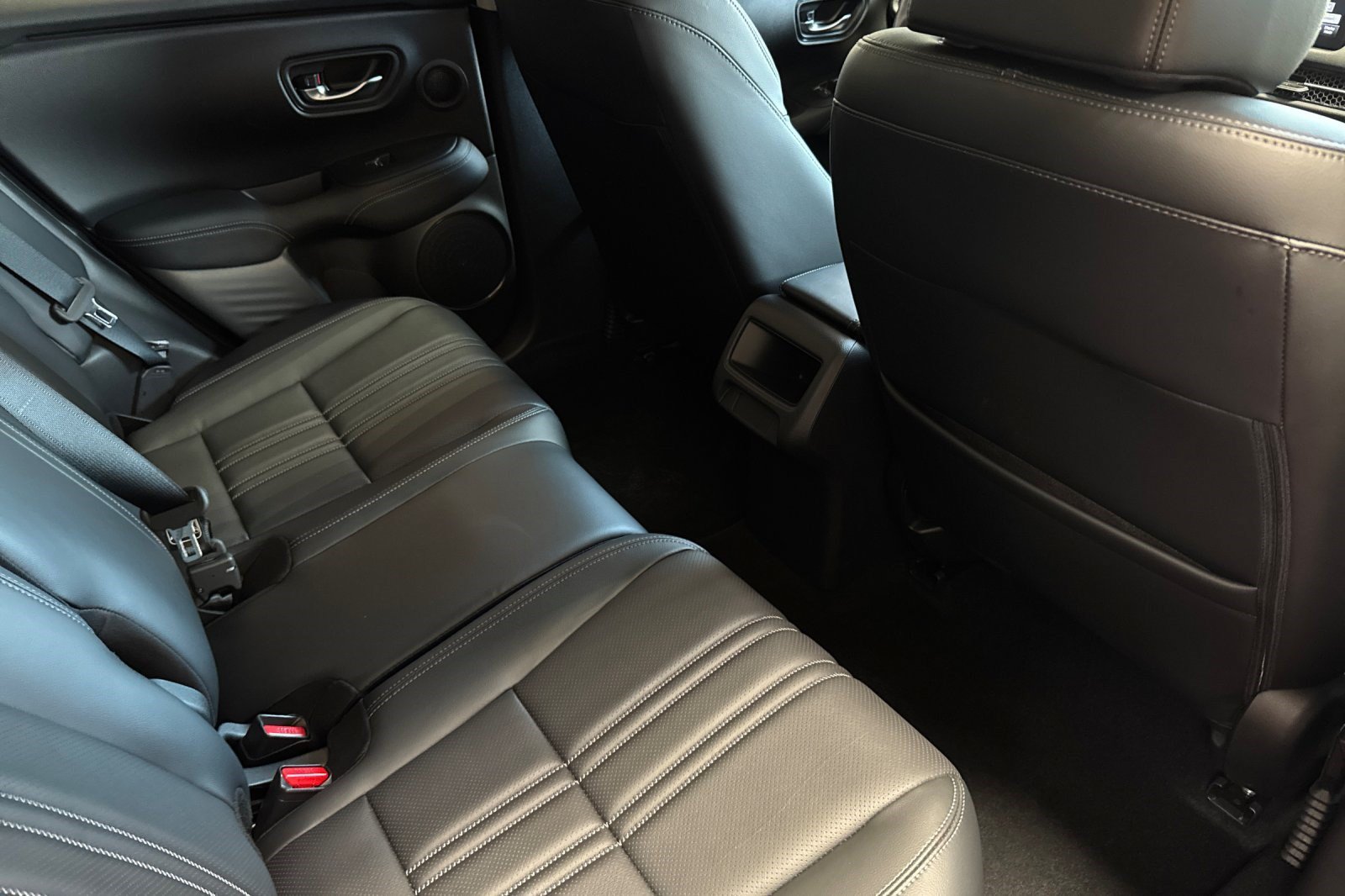 Certified 2024 Honda HR-V EX-L image 32
