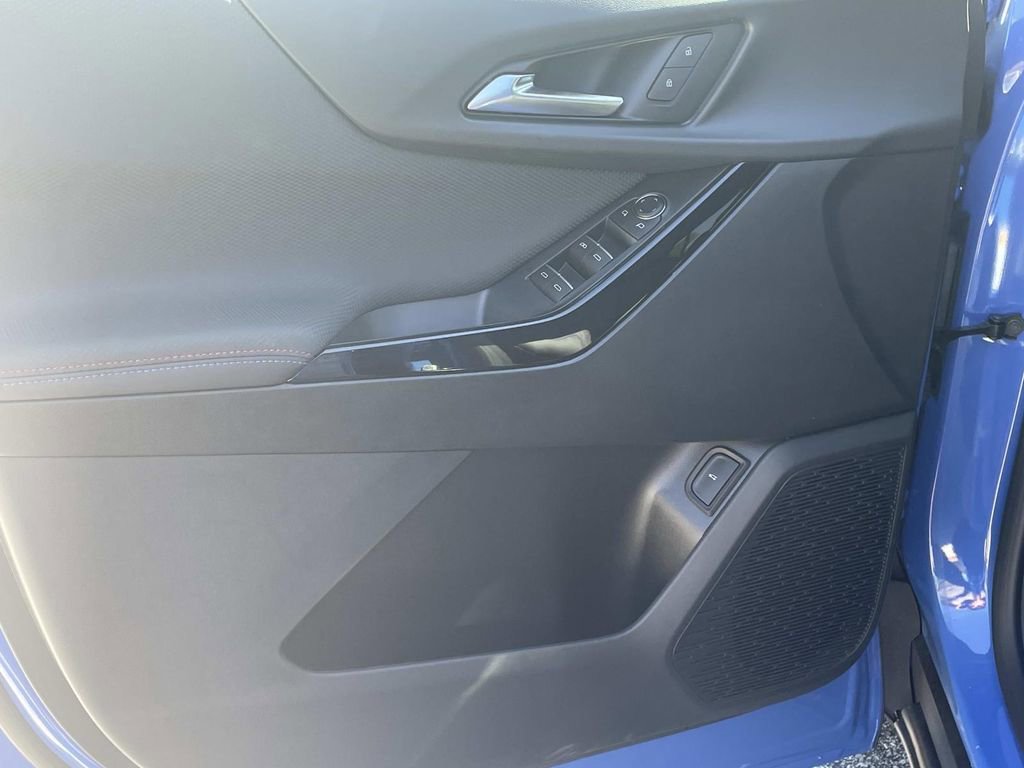 New 2026 Chevrolet Equinox RS image 15