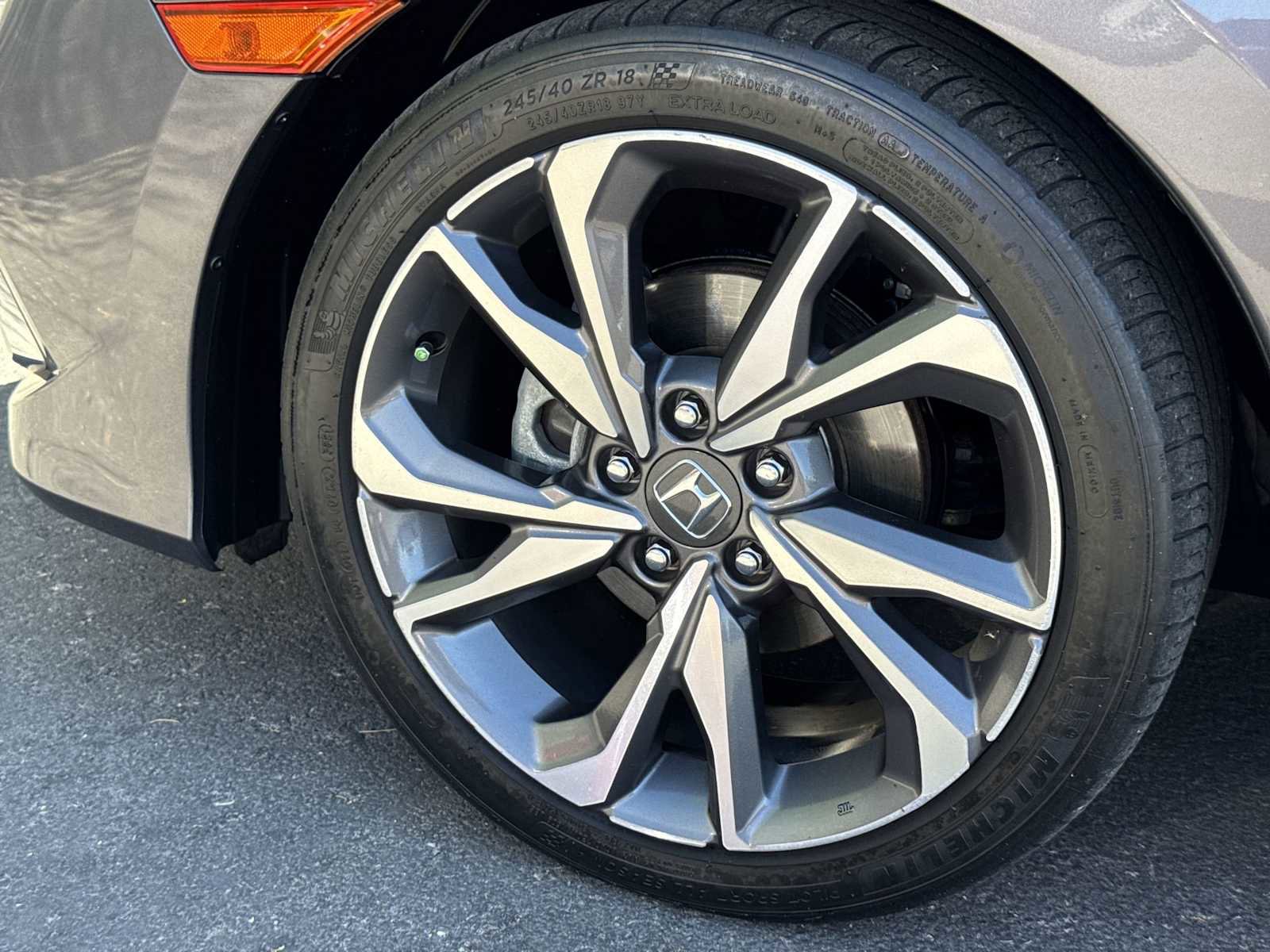 Used 2020 Honda Civic Touring image 12