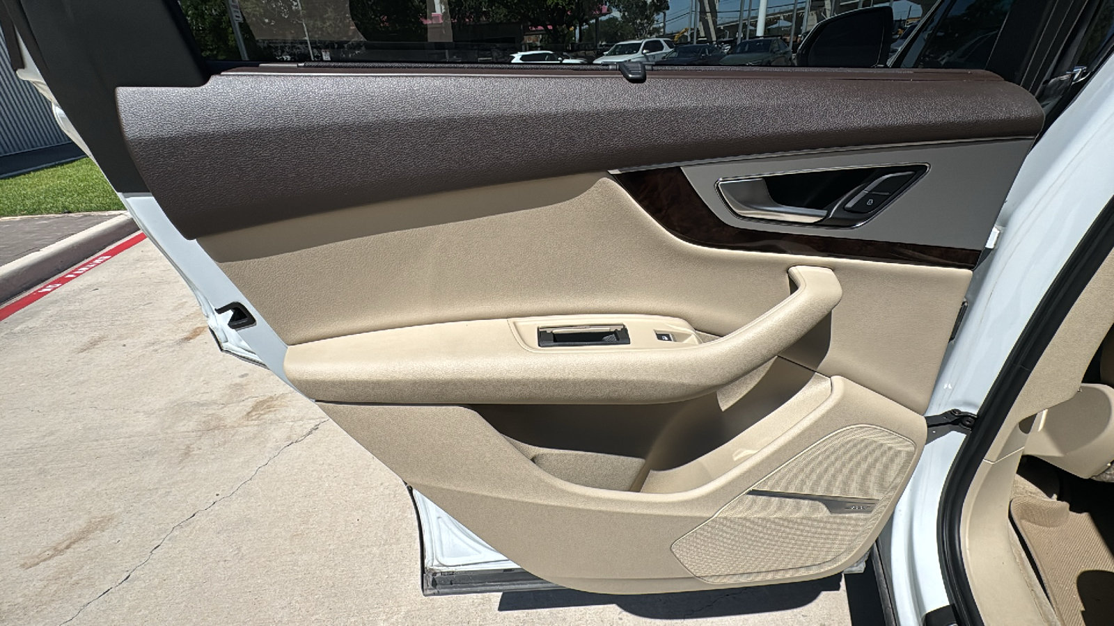 Used 2019 Audi Q7 2.0T Premium Plus w/ Premium Plus Package AWD/4WD image 17