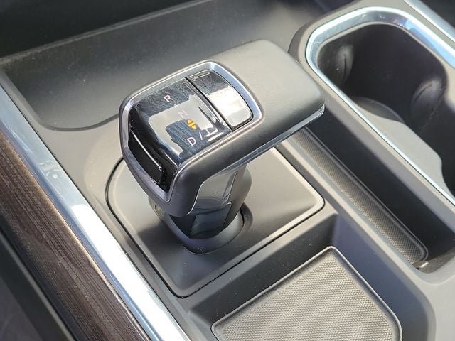 Used 2023 Chevrolet Silverado 1500 LT AWD/4WD image 16