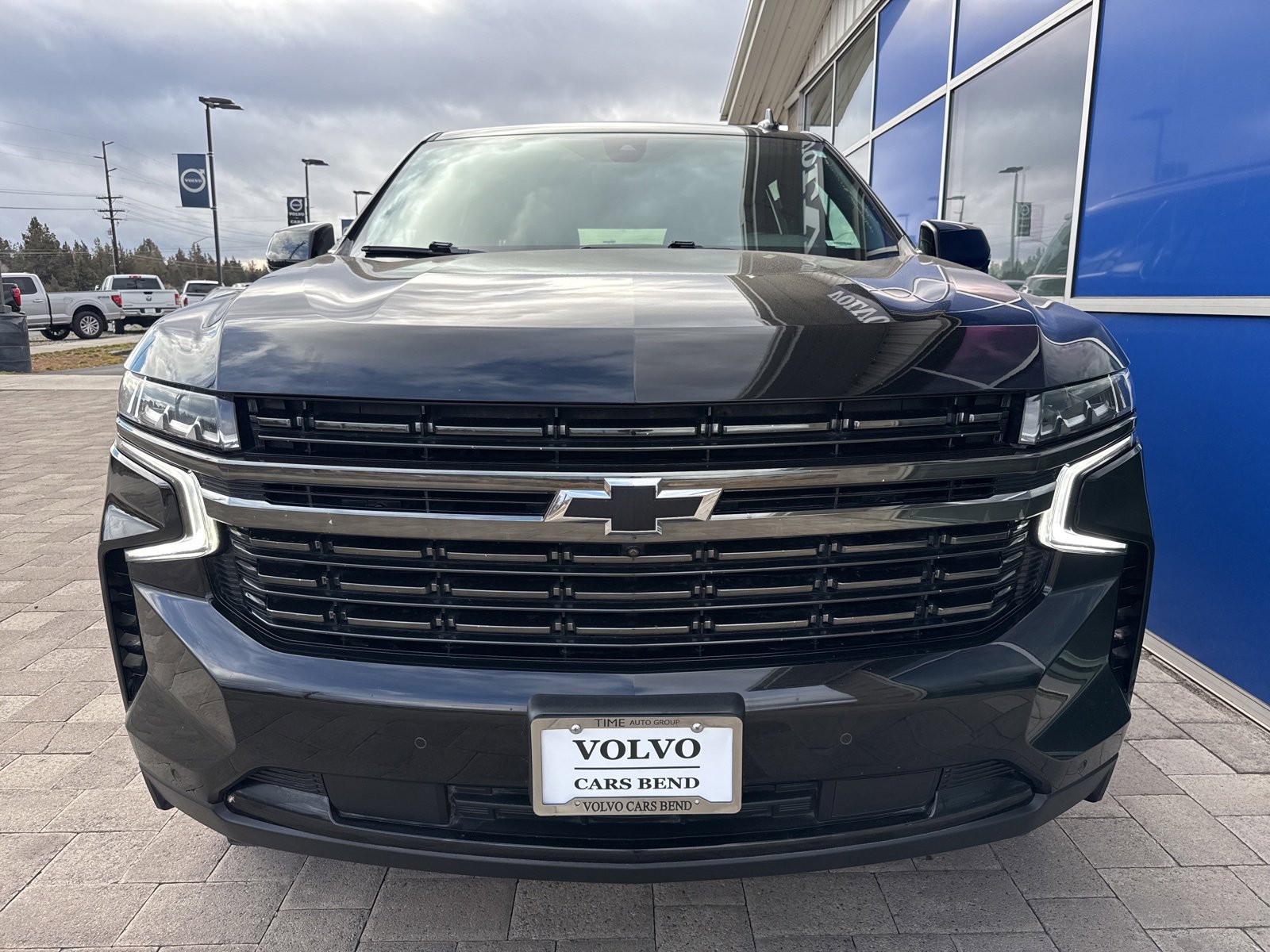 Used 2022 Chevrolet Suburban RST w/ Luxury Package video 2