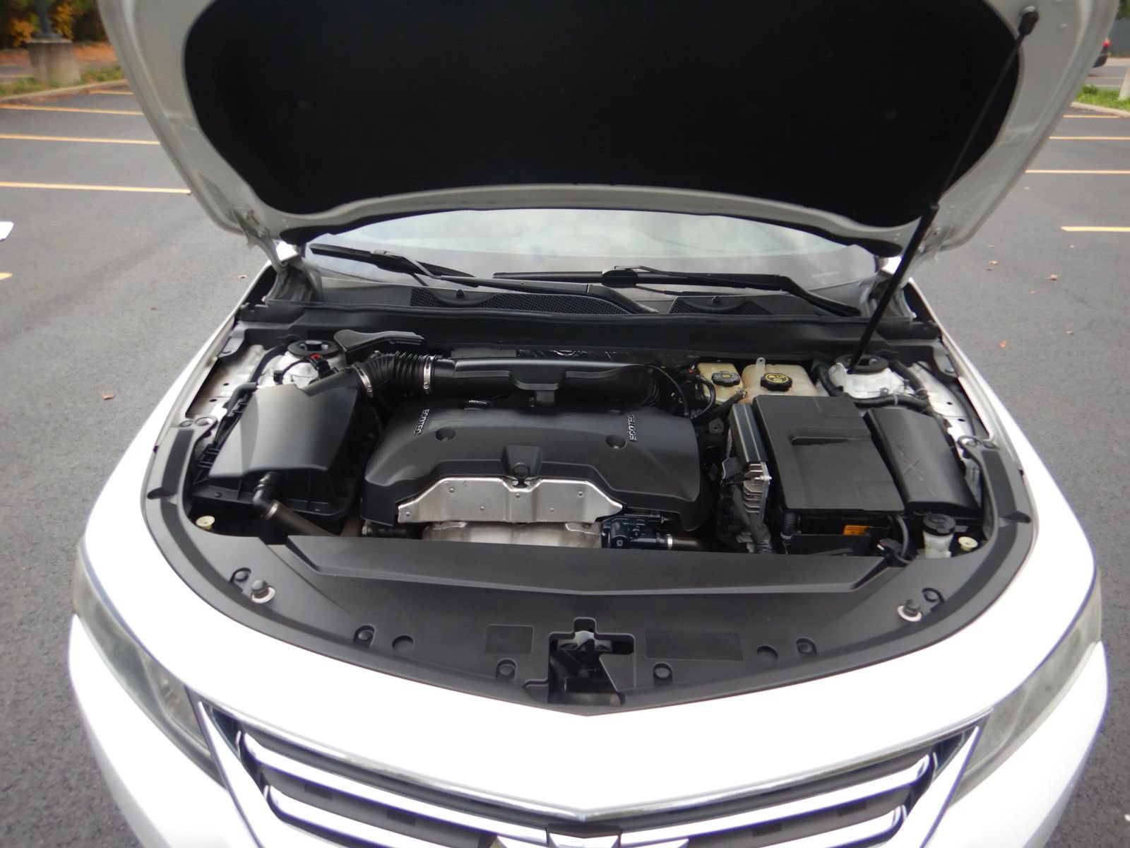 Used 2014 Chevrolet Impala LT w/ Premium Seating Package FWD image 33