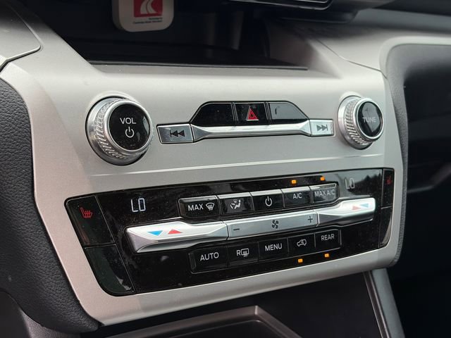 Used 2021 Ford Explorer XLT RWD image 19