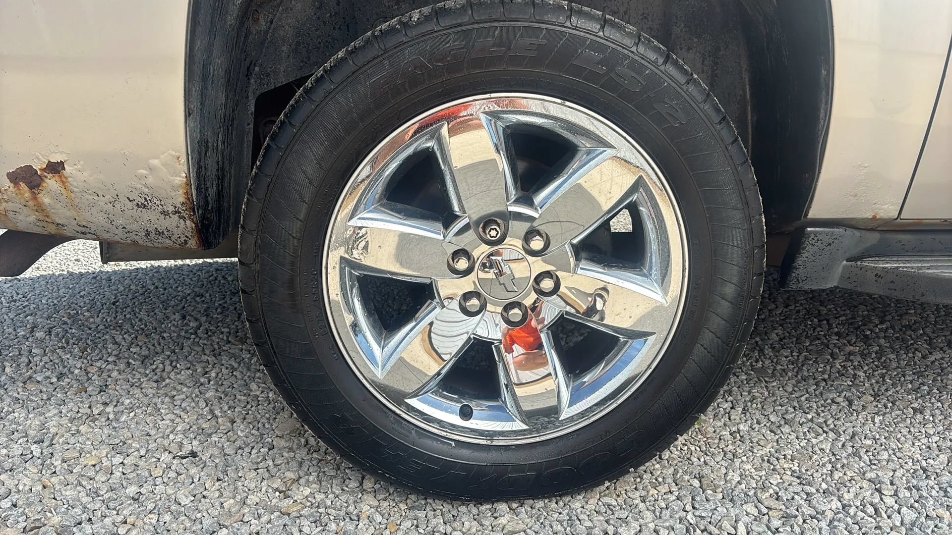 Used 2007 Chevrolet Avalanche LTZ w/ LTZ Preferred Equipment Group AWD/4WD image 9