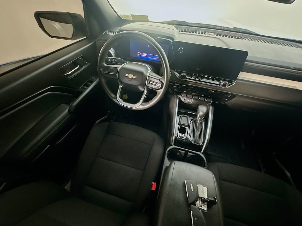 Used 2024 Chevrolet Colorado LT w/ LT Convenience Package II image 6