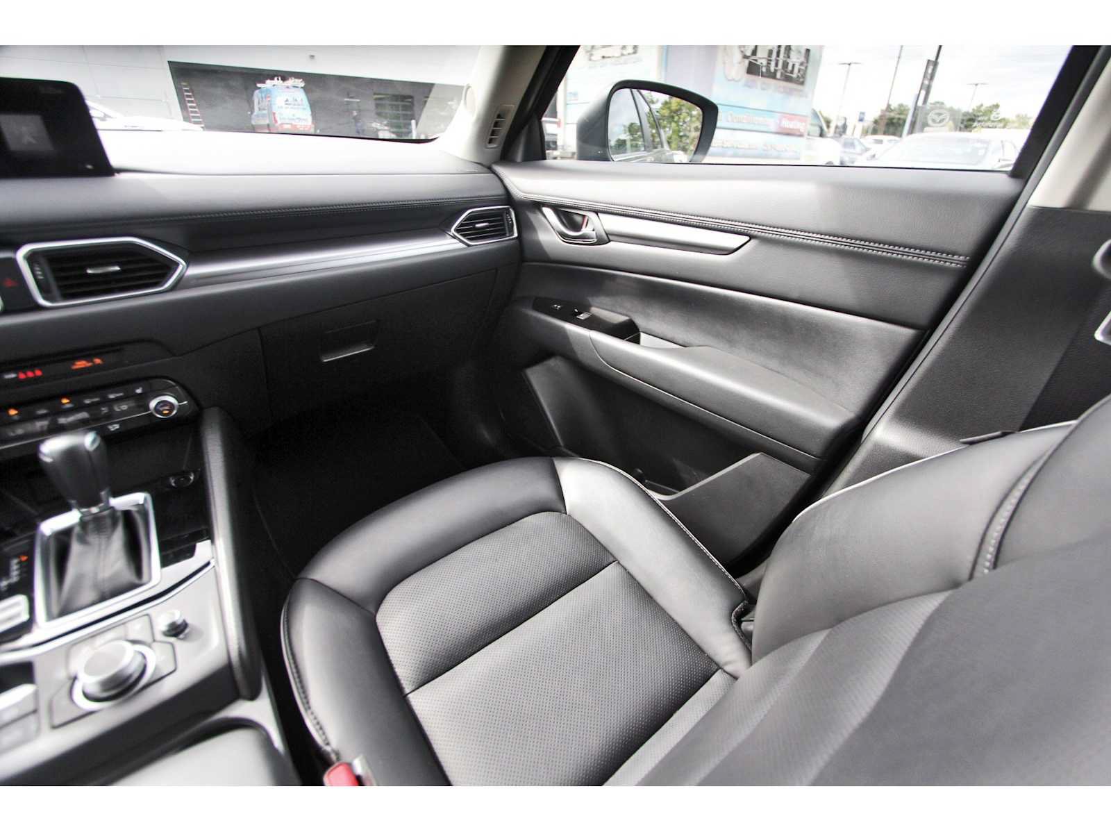 Used 2025 MAZDA CX-5 AWD 2.5 S w/ Select Package image 8