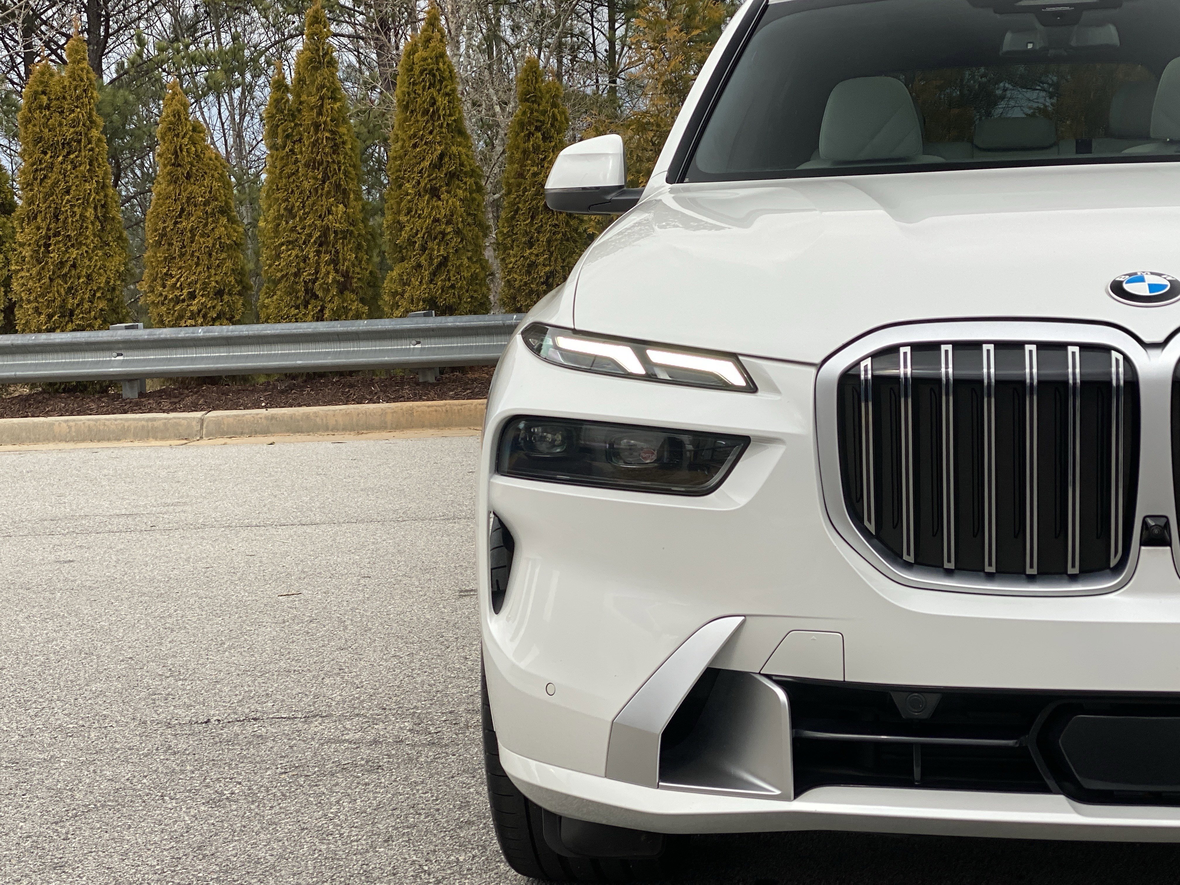 Used 2024 BMW X7 xDrive40i w/ Premium Package image 19