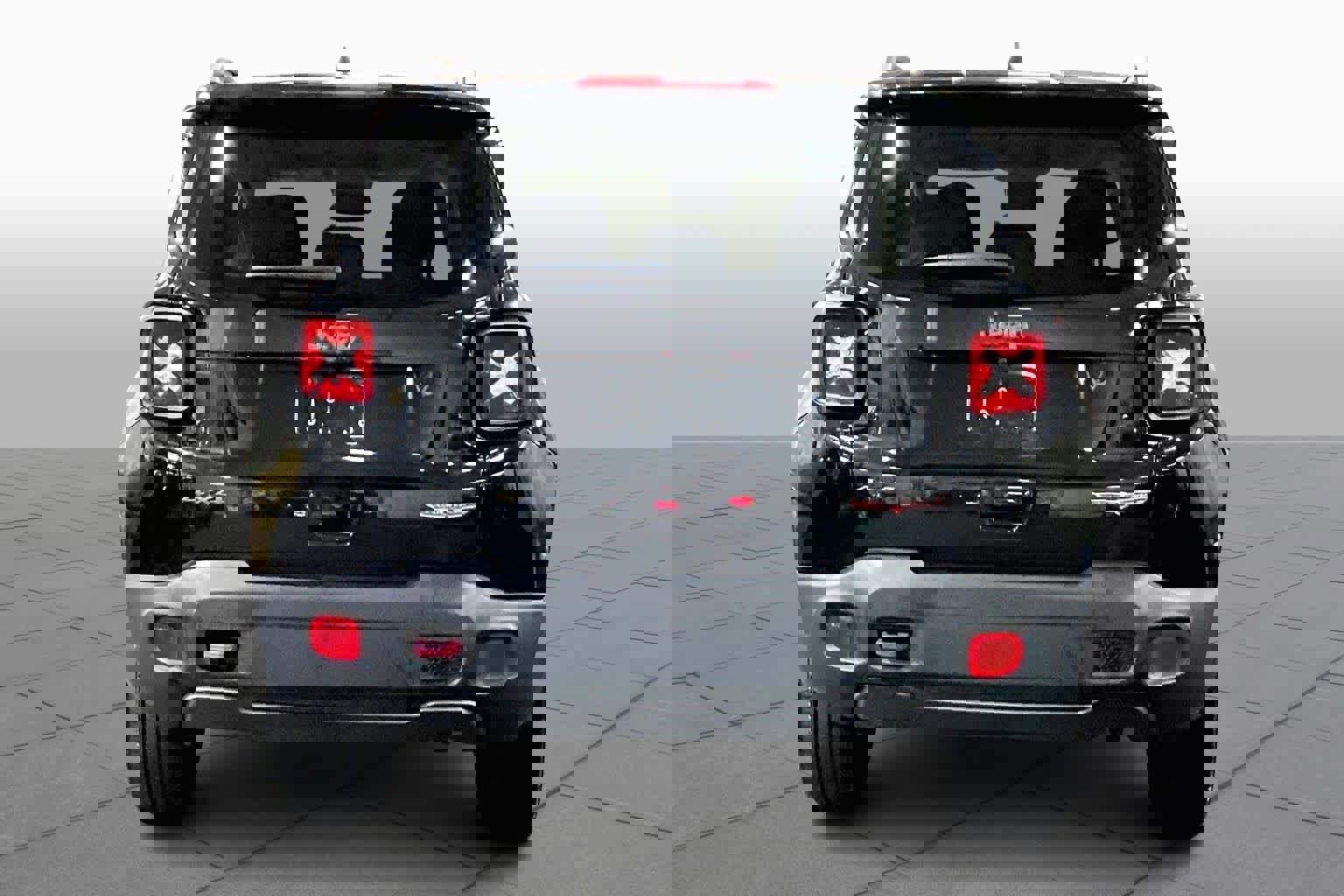 Used 2020 Jeep Renegade Trailhawk image 5