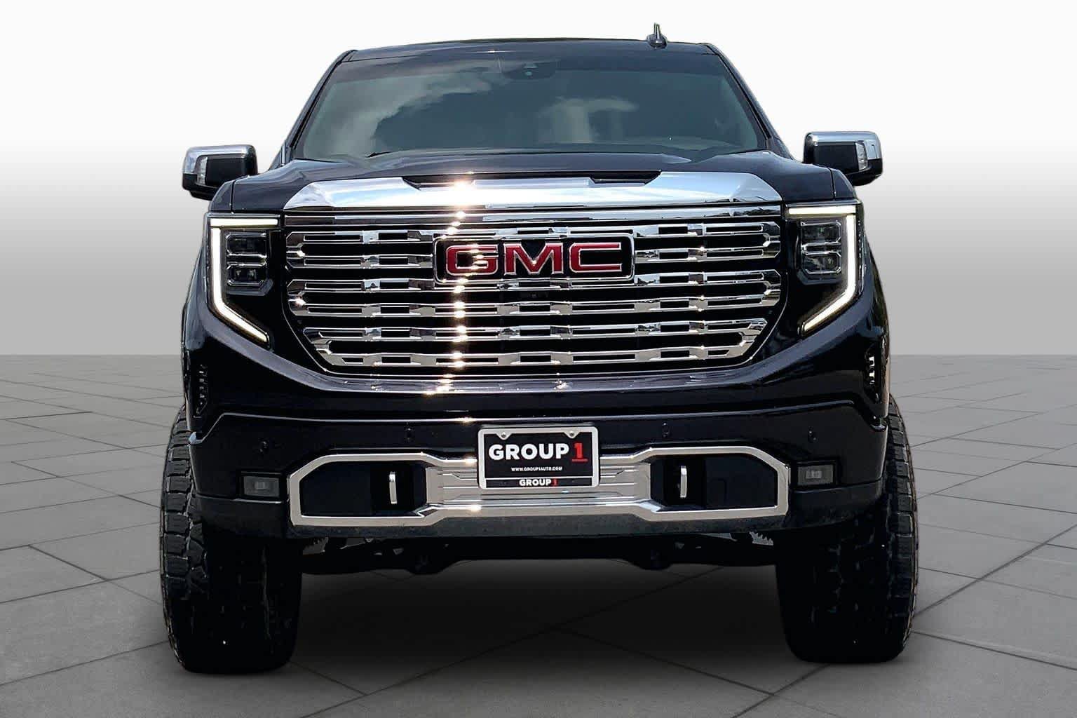 Used 2022 GMC Sierra 1500 Denali AWD/4WD image 4