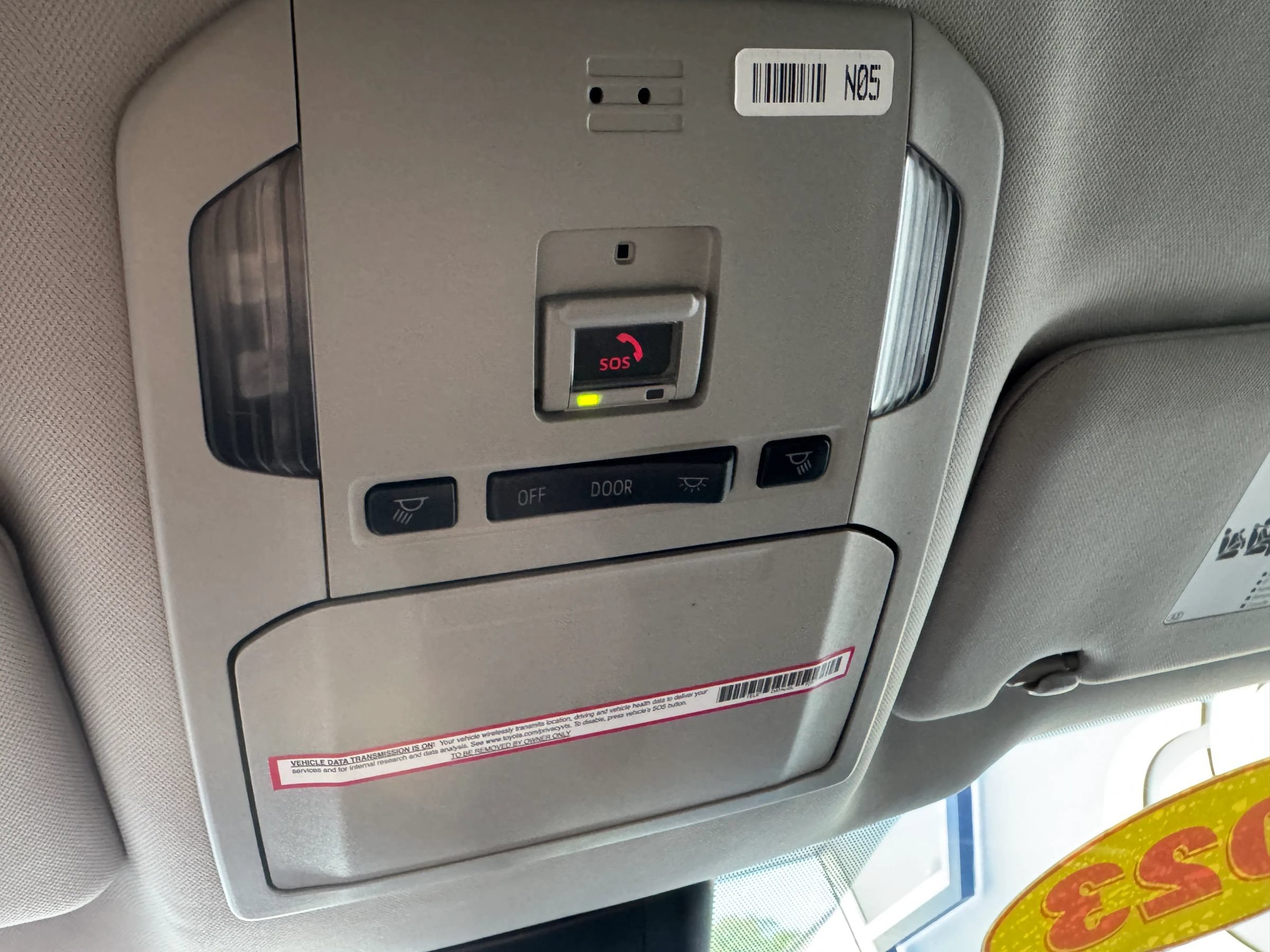Used 2023 Toyota Highlander LE AWD/4WD image 16