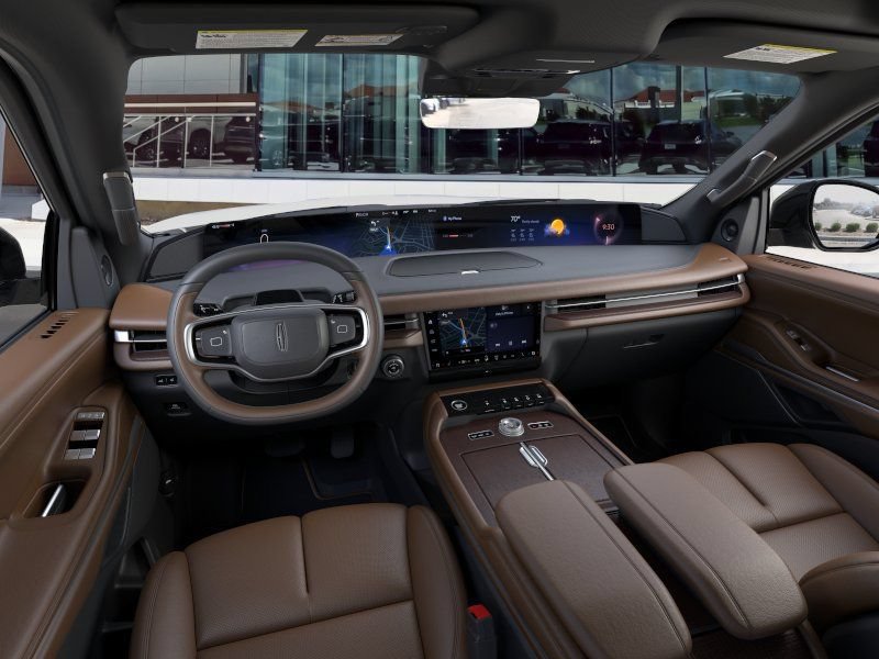 New 2026 Lincoln Navigator L Reserve AWD/4WD image 9