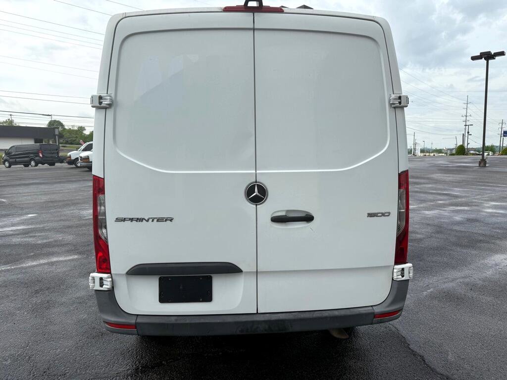 Used 2019 Mercedes-Benz Sprinter 144 w/ Driver Convenience Package image 5