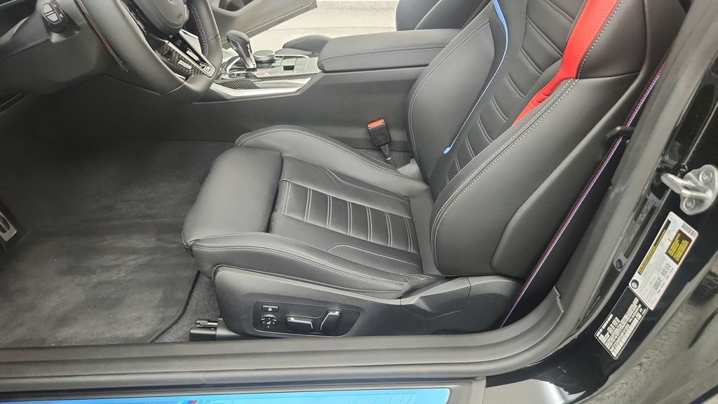 Used 2025 BMW M2 w/ Lighting Package RWD image 39