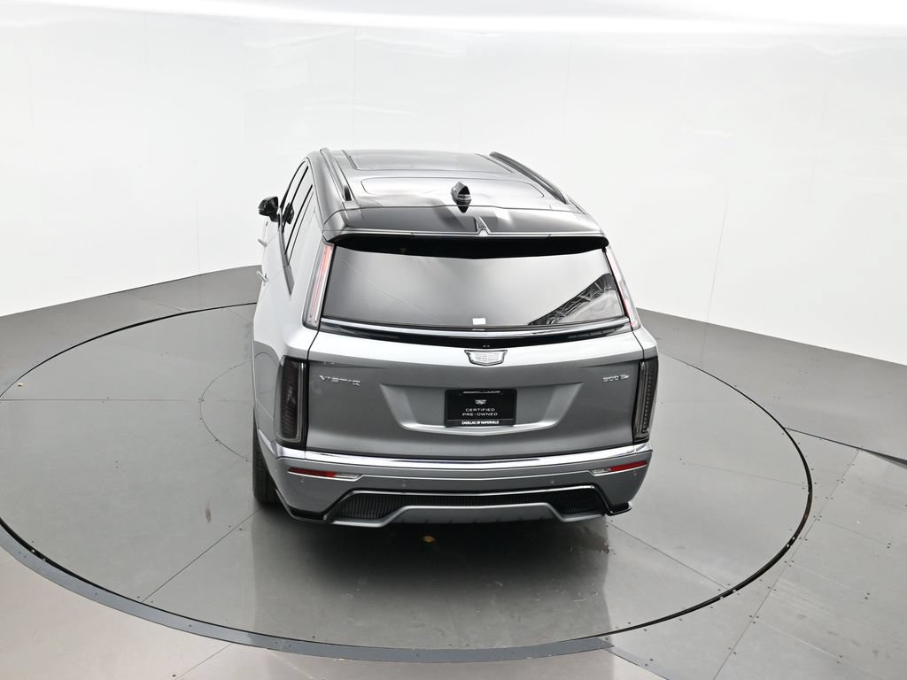 Used 2026 Cadillac Vistiq Platinum w/ LPO, Floor Liner Package AWD/4WD image 43