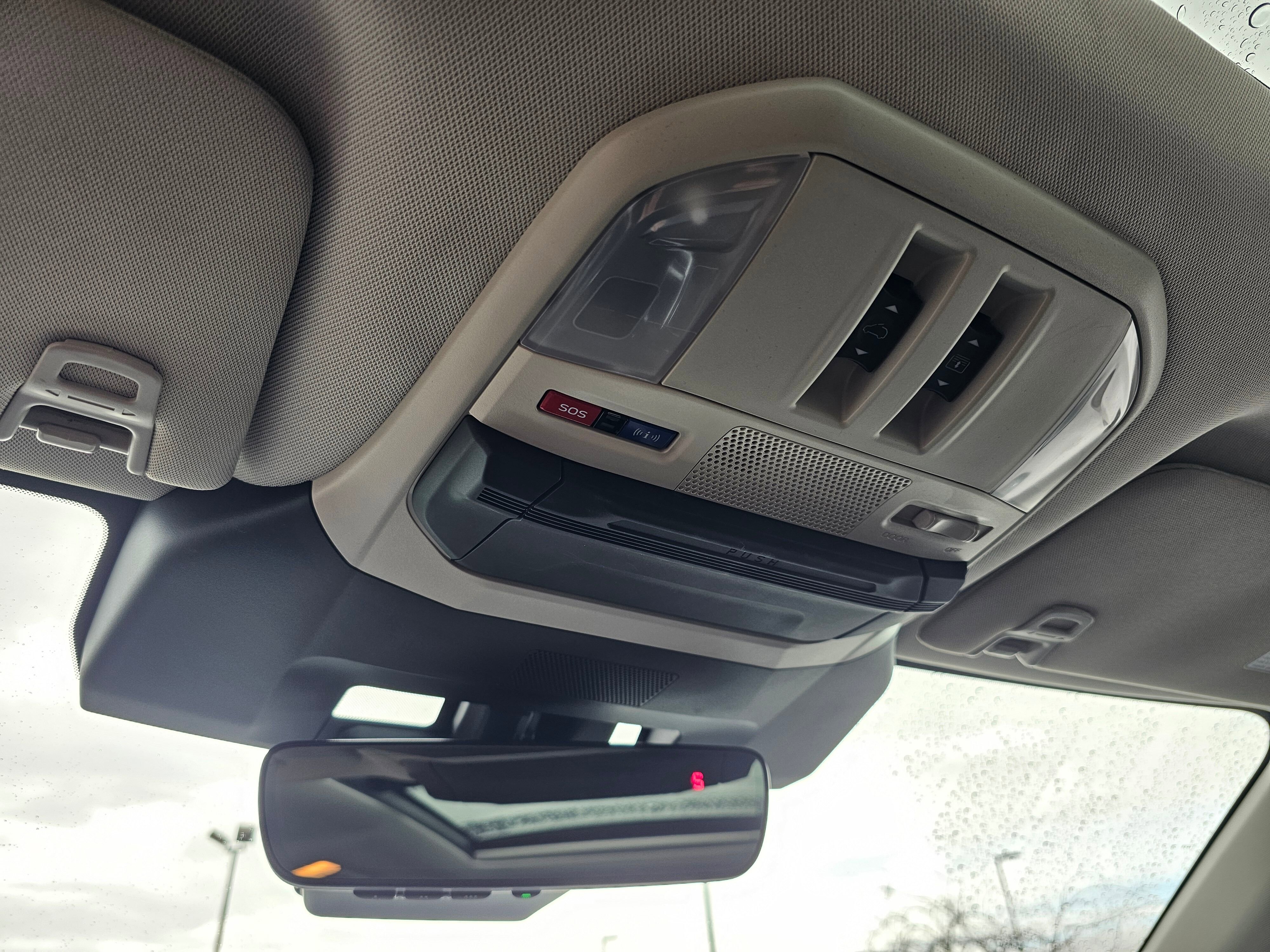 Used 2023 Subaru Ascent Limited w/ Technology Package image 57