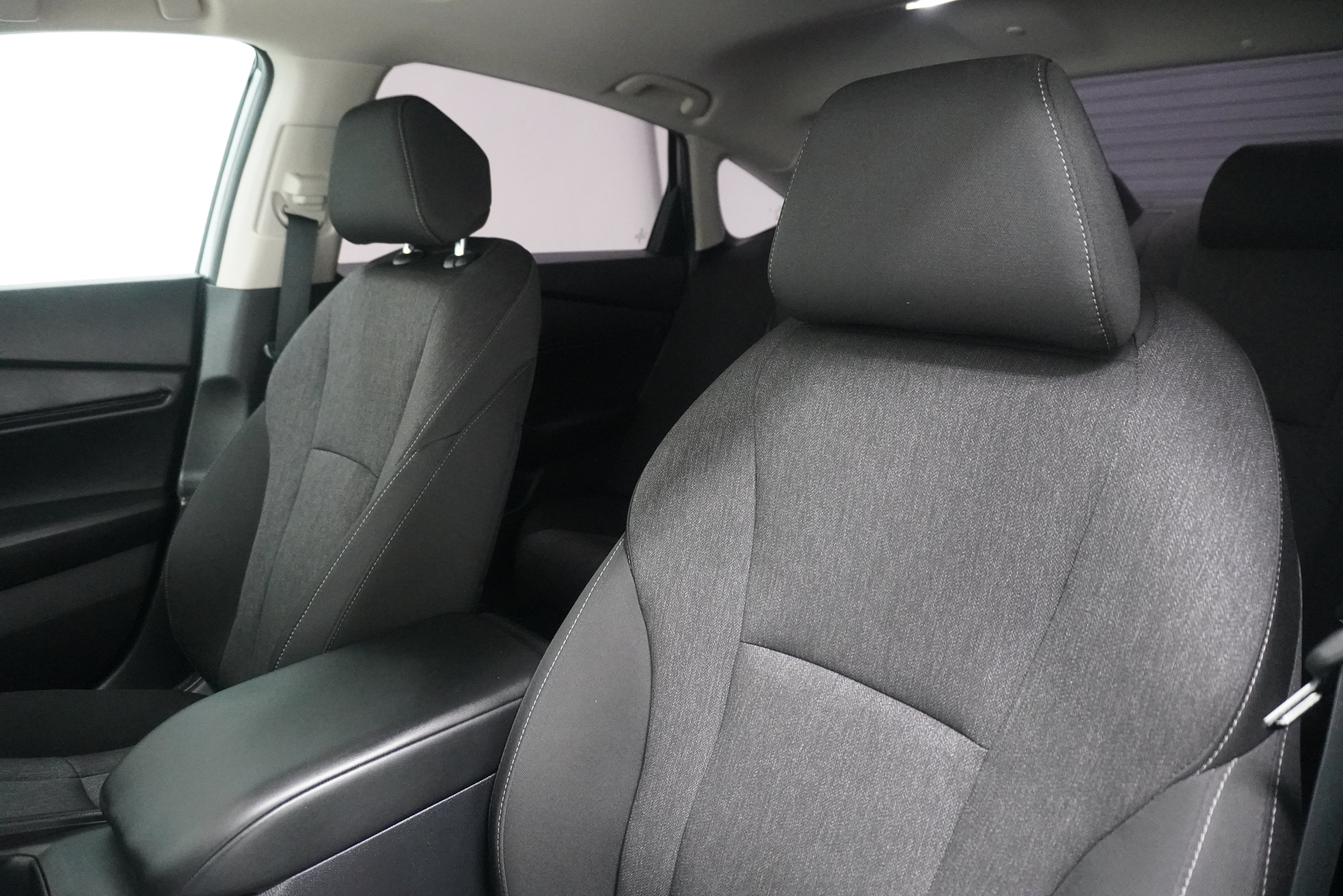 Used 2023 Honda Accord EX image 11