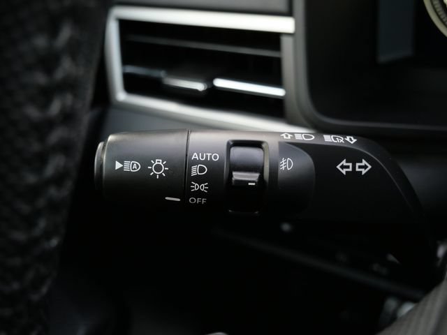 Used 2024 Mitsubishi Outlander SE AWD/4WD image 19