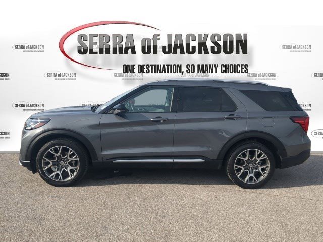 Used 2025 Ford Explorer Platinum w/ Ultimate Package image 6