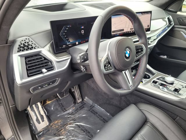 Used 2026 BMW X7 M60i AWD/4WD image 23