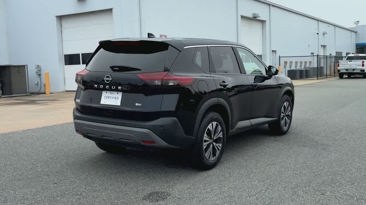 Used 2023 Nissan Rogue SV FWD image 8