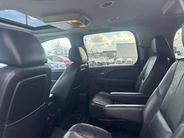 Used 2013 GMC Yukon XL SLT w/ Regional Value Package image 9