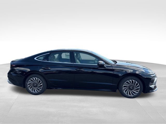 New 2026 Hyundai Sonata Limited FWD image 6