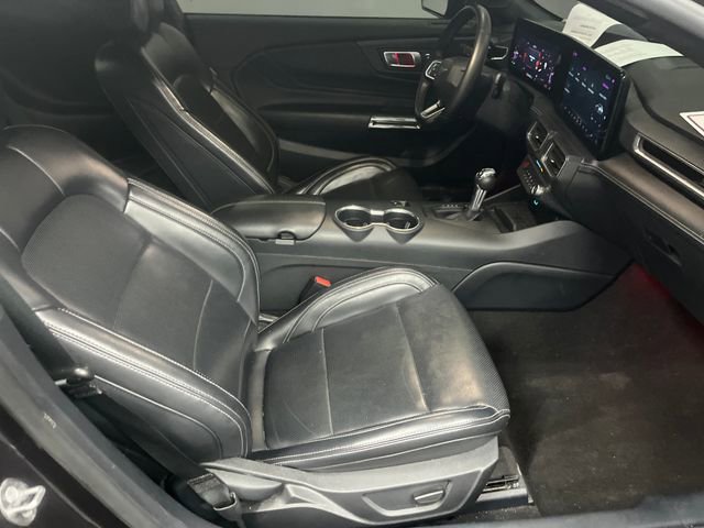 Used 2024 Ford Mustang Premium image 23