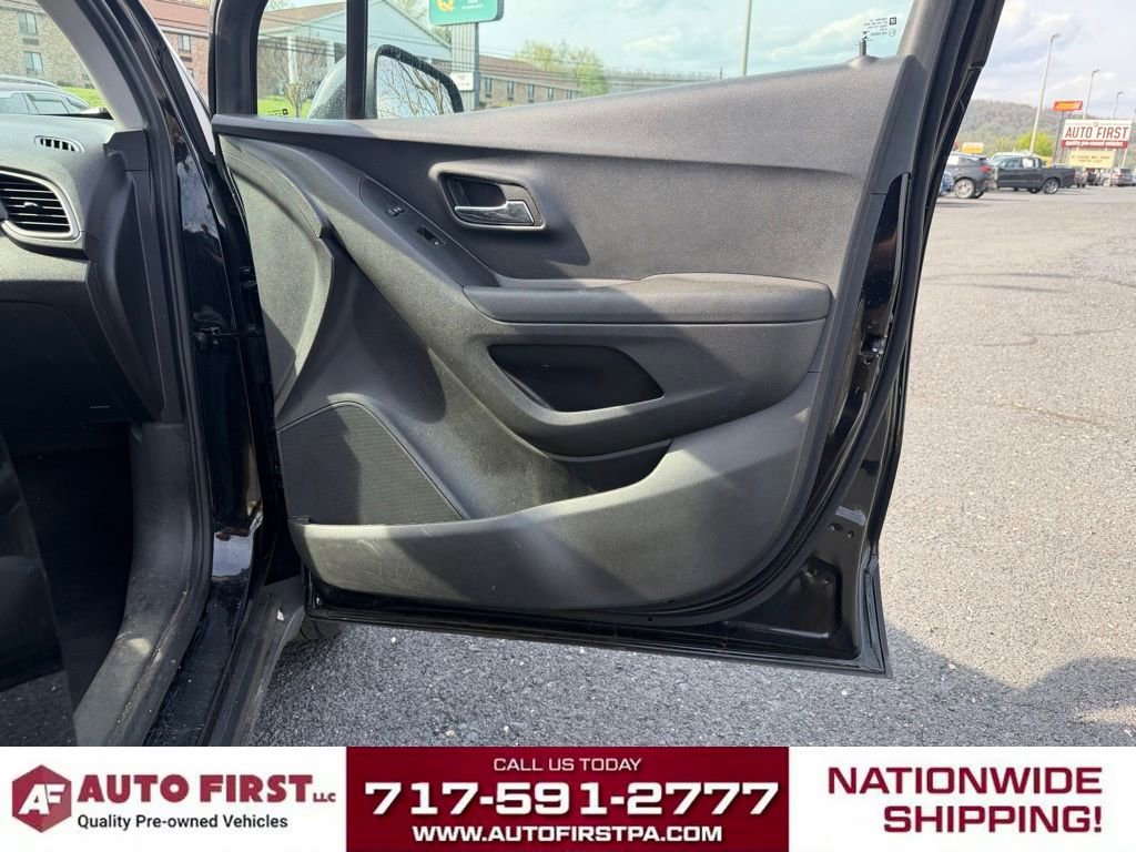 Used 2020 Chevrolet Trax LT image 15