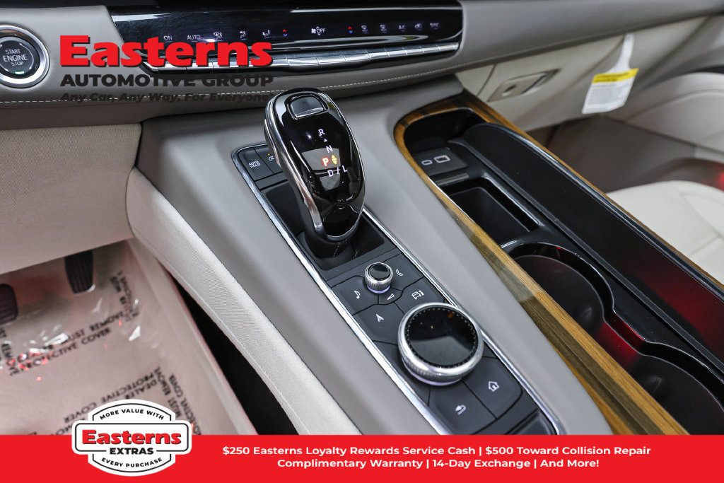 Used 2024 Cadillac Escalade ESV Sport Platinum w/ LPO, ONYX Package AWD/4WD image 14