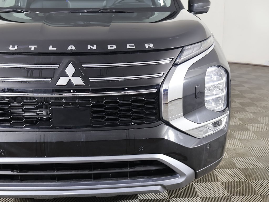 New 2026 Mitsubishi Outlander SE image 15