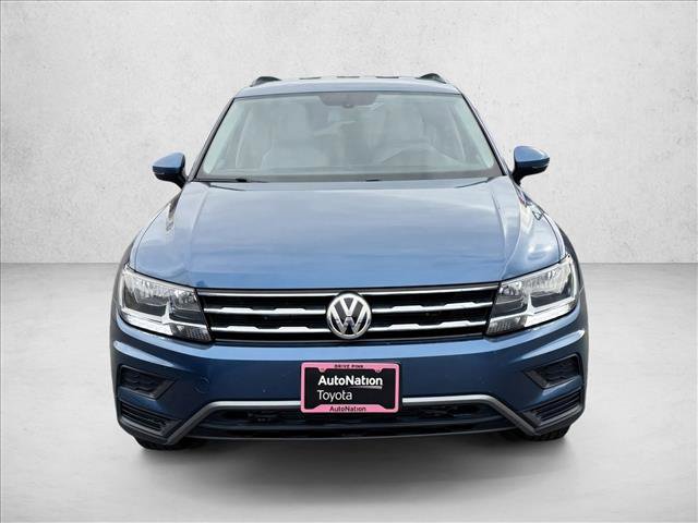 Used 2018 Volkswagen Tiguan SE image 2