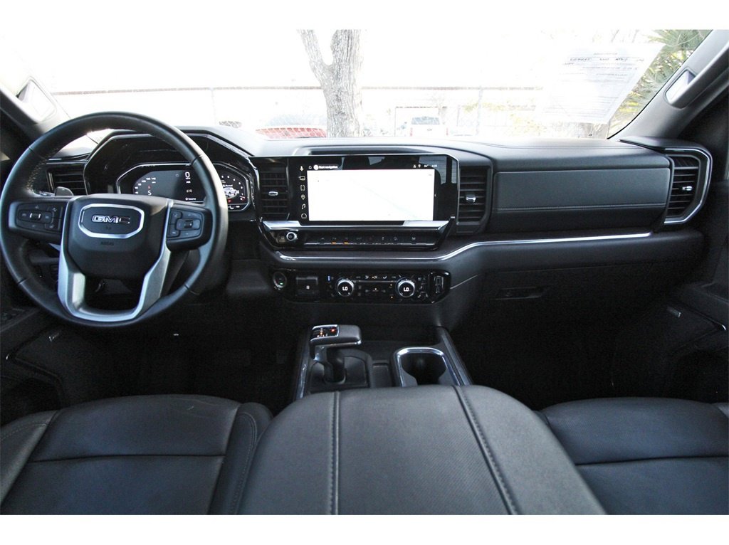 Used 2024 GMC Sierra 1500 SLT image 9