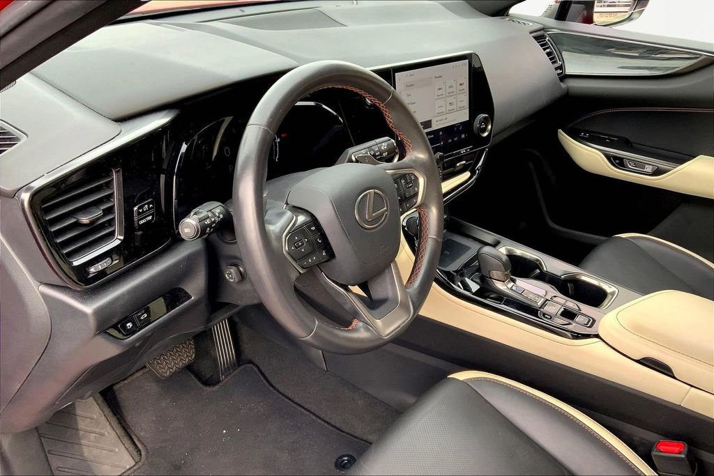 Used 2023 Lexus NX 350 AWD image 12