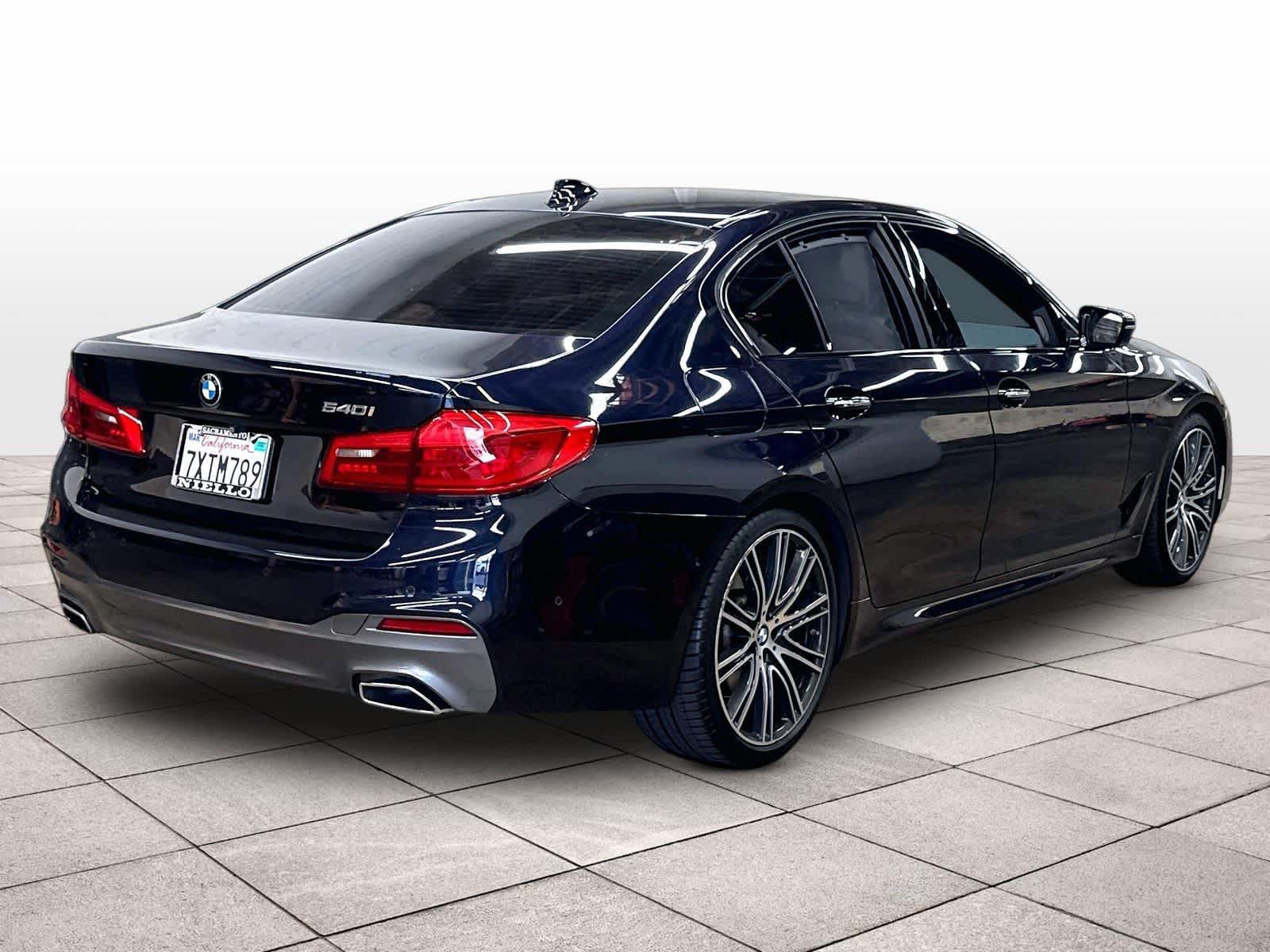 Used 2017 BMW 540i RWD image 15
