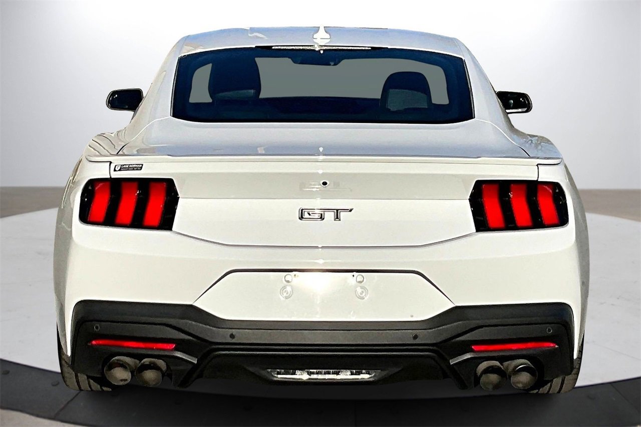 Used 2024 Ford Mustang GT Premium image 8
