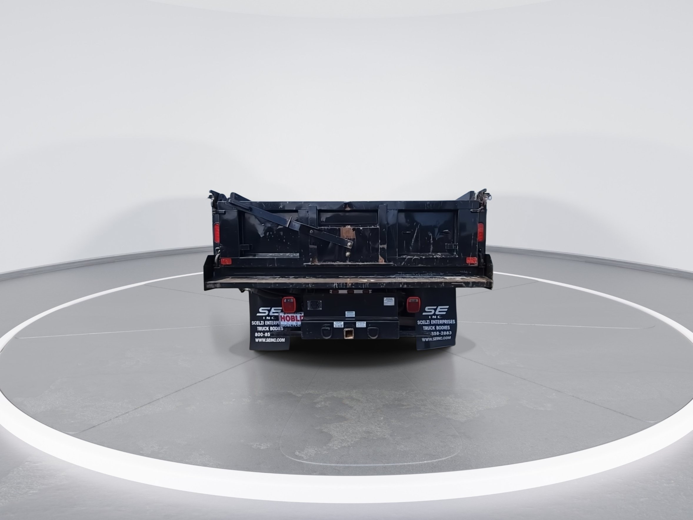 Used 2019 RAM 5500 Tradesman w/ Ambulance Prep Group RWD image 7